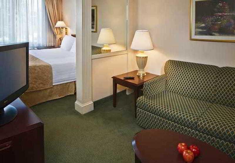 Hotel Springhill By Marriott Philadelphia 3*